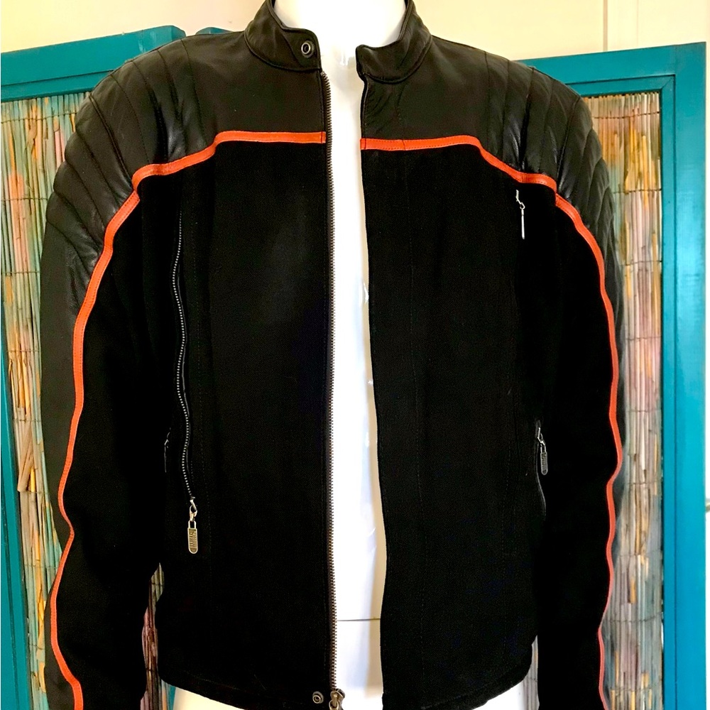HARLEY DAVIDSON LEATHER JACKET Excellent Cond, Zip-Up with Button Multi-Pockets